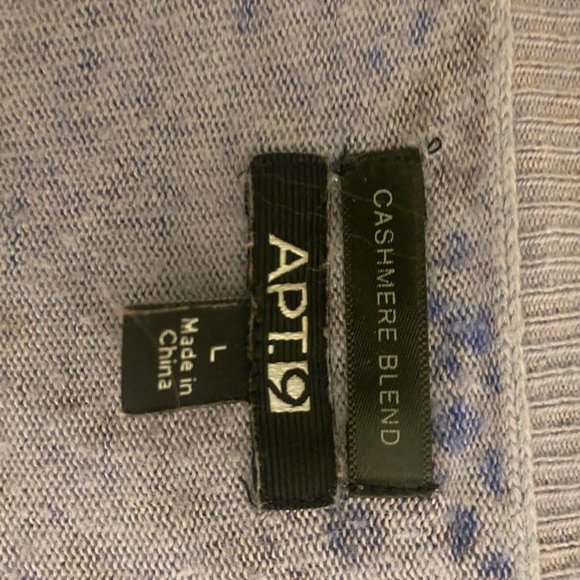 Soft Patterned Sweater - Picture 2 of 3